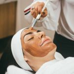 5 советов из сети, за которые косметологи хотят убивать