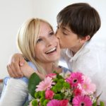 «Мамина корзиночка» – как и почему появляются «маменькины сынки»